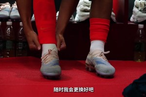 更衣室细节！邵佳一硬核喊话动员：像个男人一样去战斗！